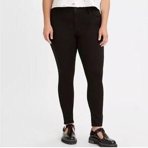 🆕Levi’s 720 High-Rise Super Skinny Jeans